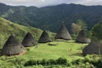 photo-1643785879506-ec3e637a9f2d Wisata Instagrammable di Wae Rebo 2026: Panduan Hemat Berburu Foto Estetik di Desa di Atas Awan