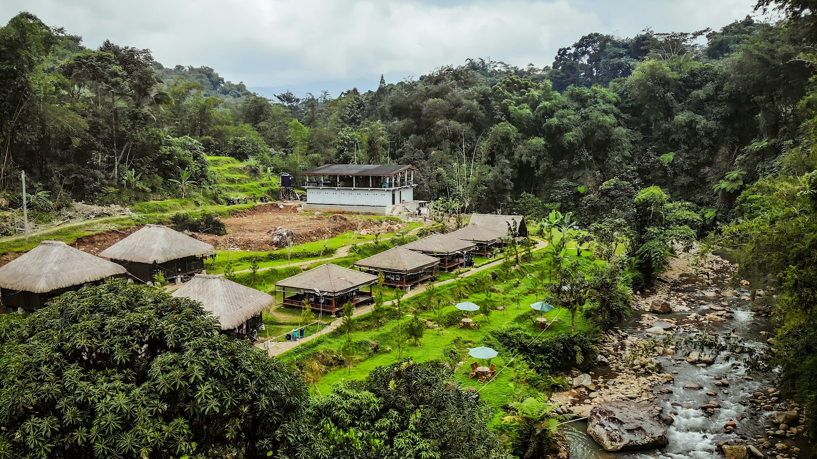 Enchanting Valley Bogor 2026: Destinasi Wisata Baru di Puncak yang Lagi Naik Daun untuk Liburan Hemat